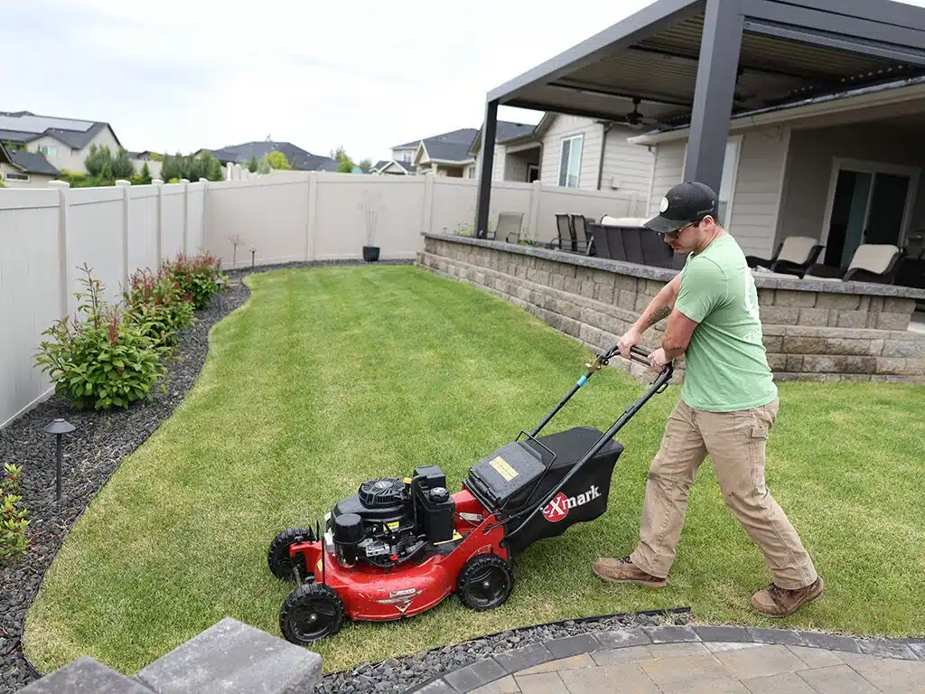 Greenscape Landscaping offers lawn mowing services