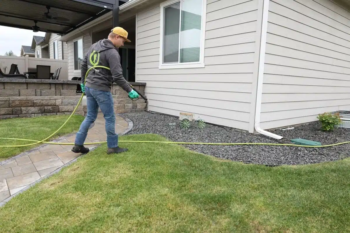lawn fertilizer program by Greenscape Landscaping